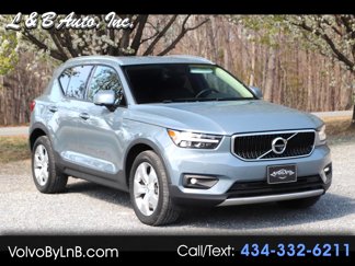 Used 2021 Volvo XC40 T5 Momentum image 1
