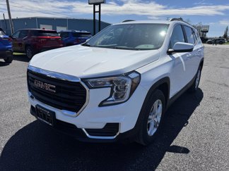 New 2024 GMC Terrain SLE w/ Driver Convenience Package image 1