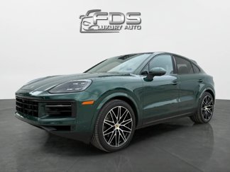 Used 2024 Porsche Cayenne Coupe image 1