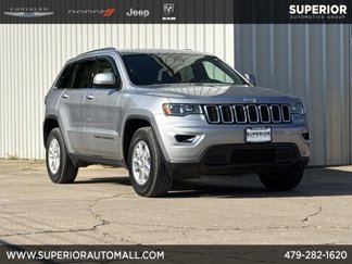 Used 2018 Jeep Grand Cherokee Laredo image 1