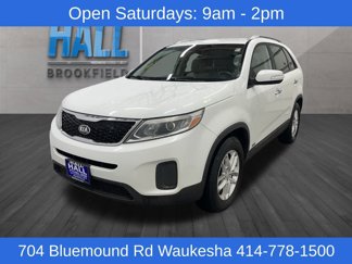 Used 2015 Kia Sorento LX image 1