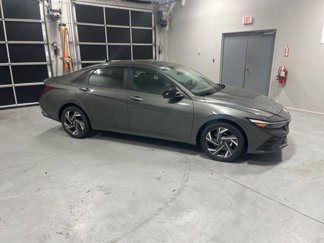 New 2025 Hyundai Elantra Sport image 1
