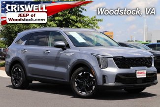 Used 2024 Kia Sorento S image 1