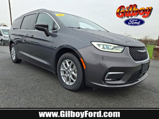 Used 2022 Chrysler Pacifica Touring-L image 1