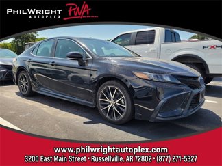 Used 2023 Toyota Camry SE image 1
