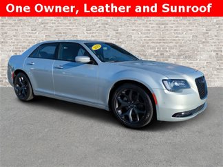 Used 2023 Chrysler 300 S image 1