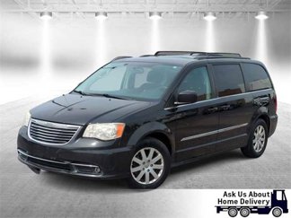 Used 2013 Chrysler Town & Country Touring image 1