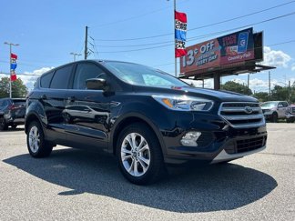Used 2019 Ford Escape SE image 1