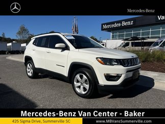 Used 2018 Jeep Compass Latitude w/ Popular Equipment Group image 1