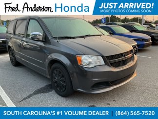 Used 2016 Dodge Grand Caravan American Value Package w/ UConnect Hands-Free Group image 1