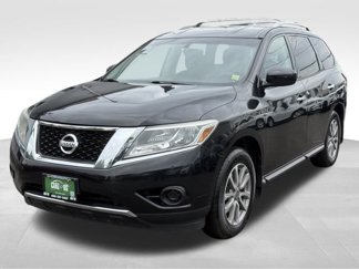 Used 2016 Nissan Pathfinder S image 1