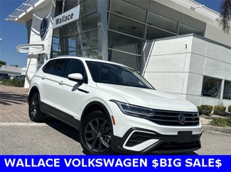 Certified 2022 Volkswagen Tiguan SE image 1