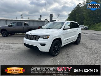 Used 2020 Jeep Grand Cherokee Altitude image 1