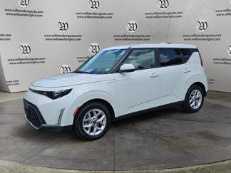 Used 2023 Kia Soul S image 1