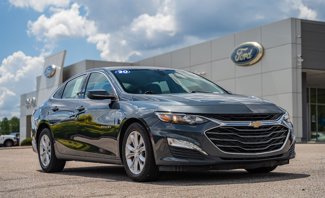 Used 2020 Chevrolet Malibu LT image 1