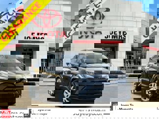 Used 2021 Toyota C-HR LE image 1