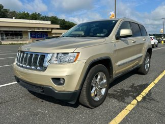 Used 2012 Jeep Grand Cherokee Laredo image 1