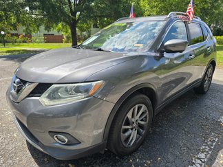 Used 2016 Nissan Rogue SL image 1