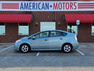 Used 2015 Toyota Prius Three image 1