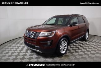 Used 2016 Ford Explorer XLT image 1