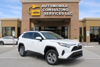 Used 2025 Toyota RAV4 XLE image 1