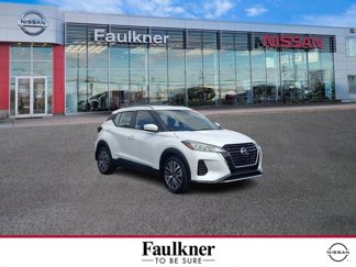 Certified 2021 Nissan Kicks SV image 1