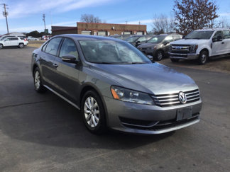 Used 2013 Volkswagen Passat 2.5 S image 1