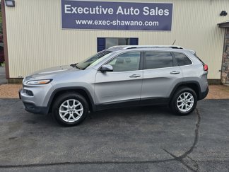 Used 2017 Jeep Cherokee Latitude image 1
