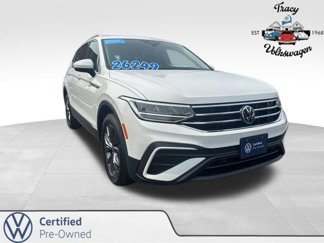Certified 2022 Volkswagen Tiguan SE w/ Panoramic Sunroof Package image 1