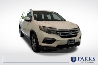 Used 2017 Honda Pilot Elite image 1