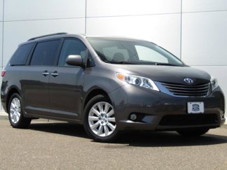 Used 2015 Toyota Sienna XLE Premium image 1