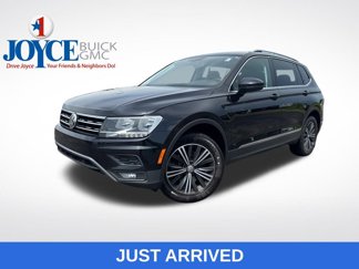 Used 2019 Volkswagen Tiguan SEL image 1
