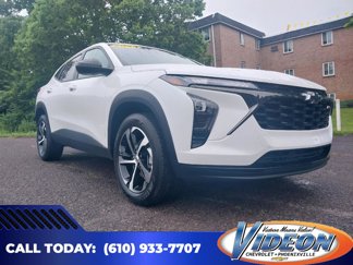 Certified 2024 Chevrolet Trax RS w/ Driver Confidence Package image 1
