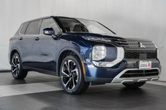 Used 2022 Mitsubishi Outlander SE image 1