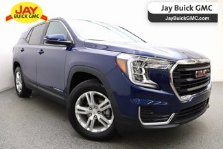 Used 2022 GMC Terrain SLE image 1