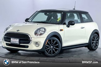 Used 2018 MINI Cooper 2-Door Hardtop image 1