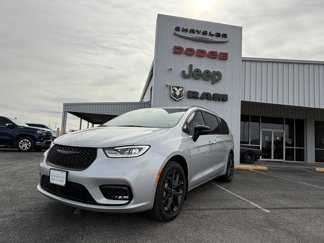 New 2024 Chrysler Pacifica Touring-L w/ S Appearance Package image 1