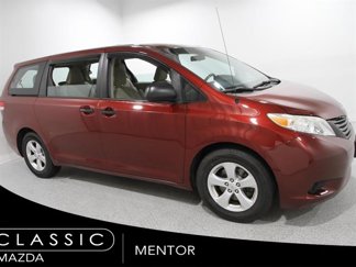 Used 2012 Toyota Sienna image 1