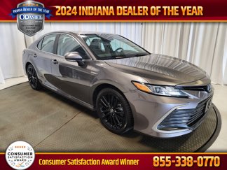 Used 2021 Toyota Camry LE image 1