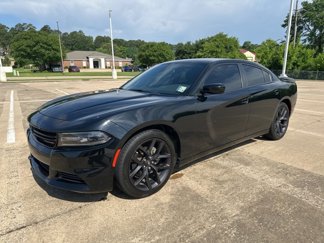 Used 2021 Dodge Charger SXT w/ Blacktop Package image 1