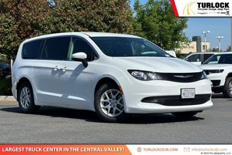 Used 2023 Chrysler Voyager LX image 1