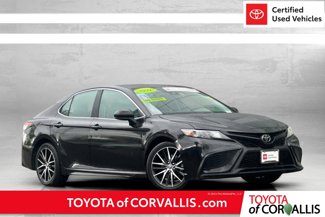 Used 2021 Toyota Camry SE image 1