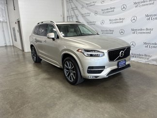 Used 2017 Volvo XC90 T6 Momentum w/ Convenience Package image 1
