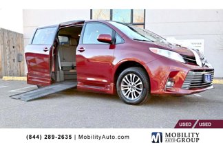 Used 2018 Toyota Sienna XLE Premium image 1