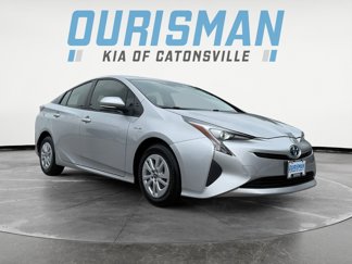 Used 2016 Toyota Prius Two image 1