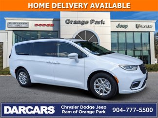 Used 2022 Chrysler Pacifica Touring-L image 1
