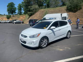 Used 2014 Hyundai Accent SE image 1