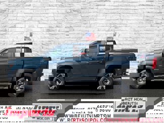 Used 2017 Chevrolet Colorado Z71 image 1
