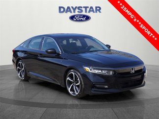 Used 2018 Honda Accord Sport image 1