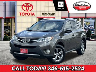 Used 2015 Toyota RAV4 XLE image 1